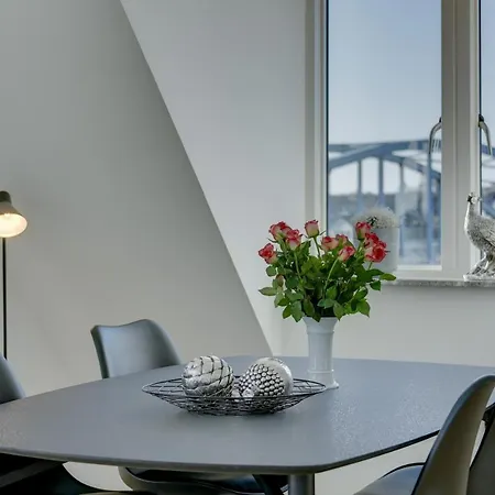 Harbour Penthouse شقة *